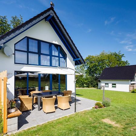 Villa Graues Haus à Montjoie Extérieur photo