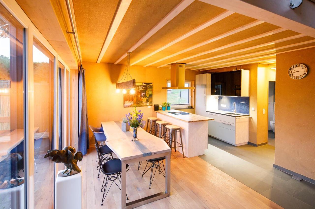 Villa Graues Haus à Montjoie Extérieur photo