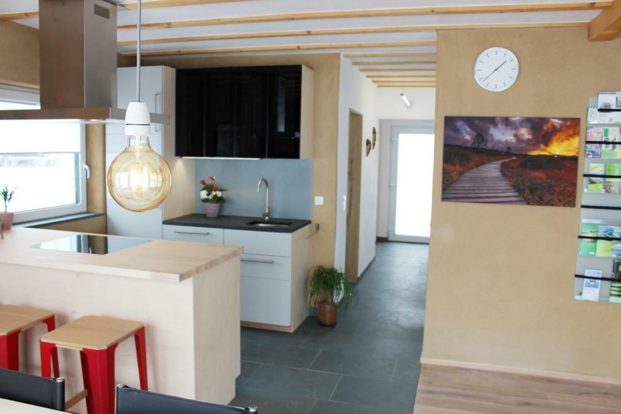 Villa Graues Haus à Montjoie Extérieur photo